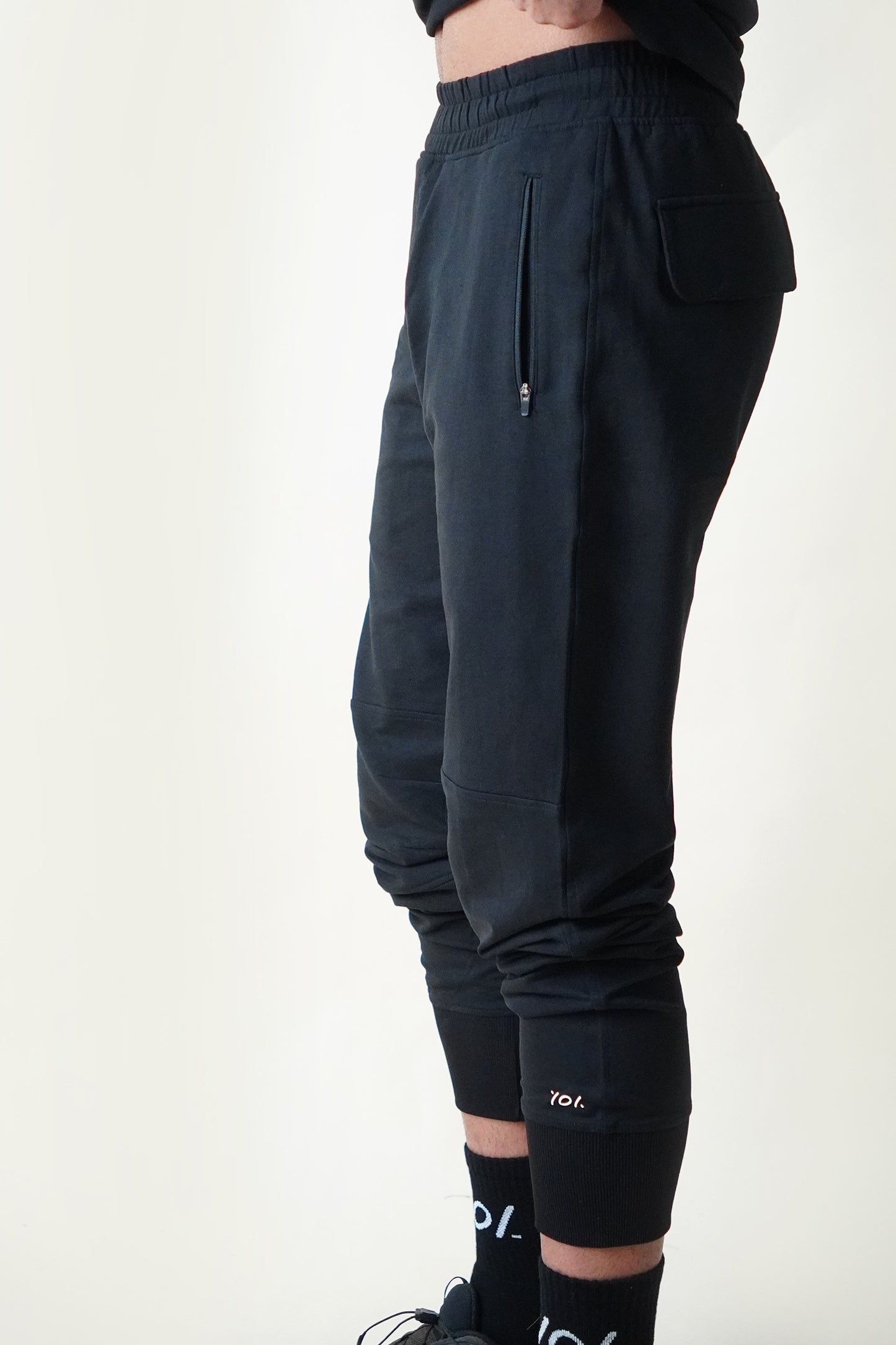 101 COTTON JOGGERS (BLACK)