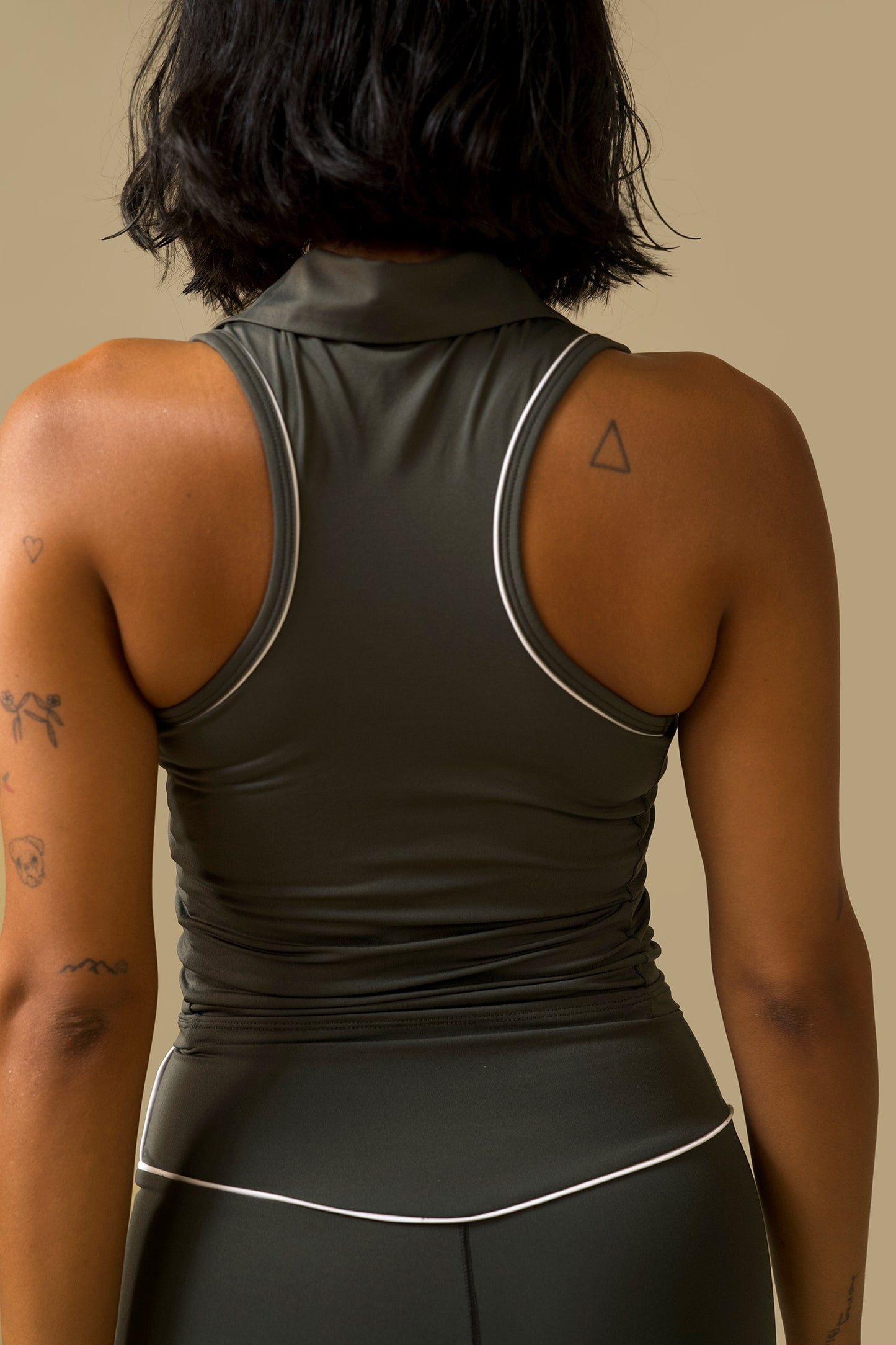 MOTION COLLARED TANK (Dark Sage)