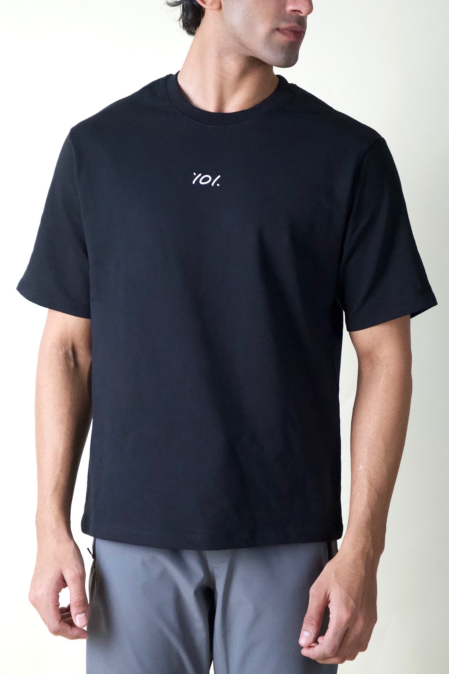 CLASSIC 101 TEE (Black)