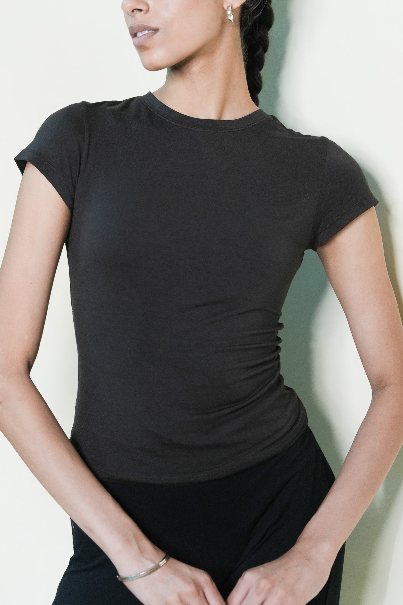 SOFT SCULPT TEE (DARK BROWN)