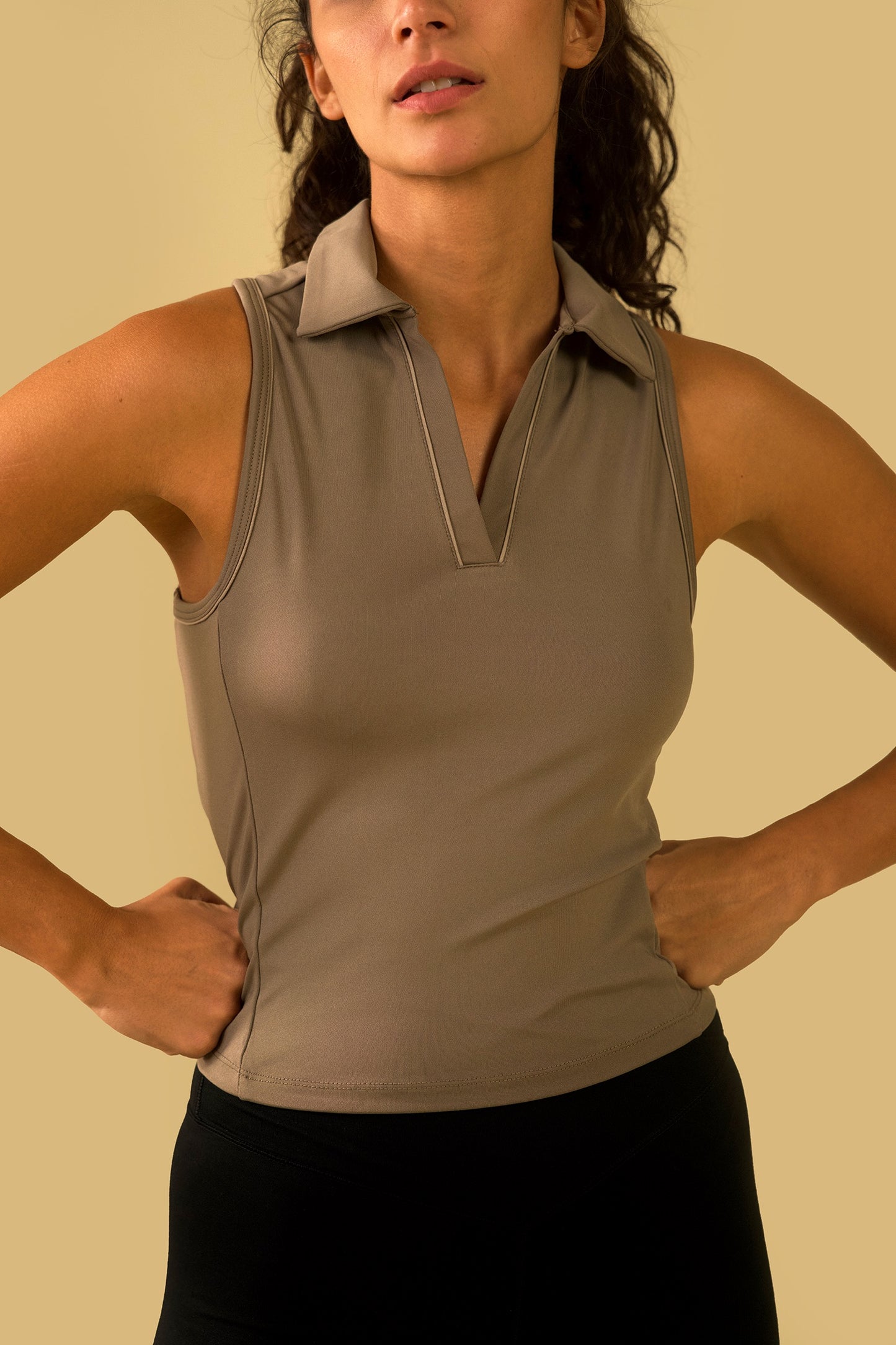 LONG LENGTH COLLARED TANK (beige)