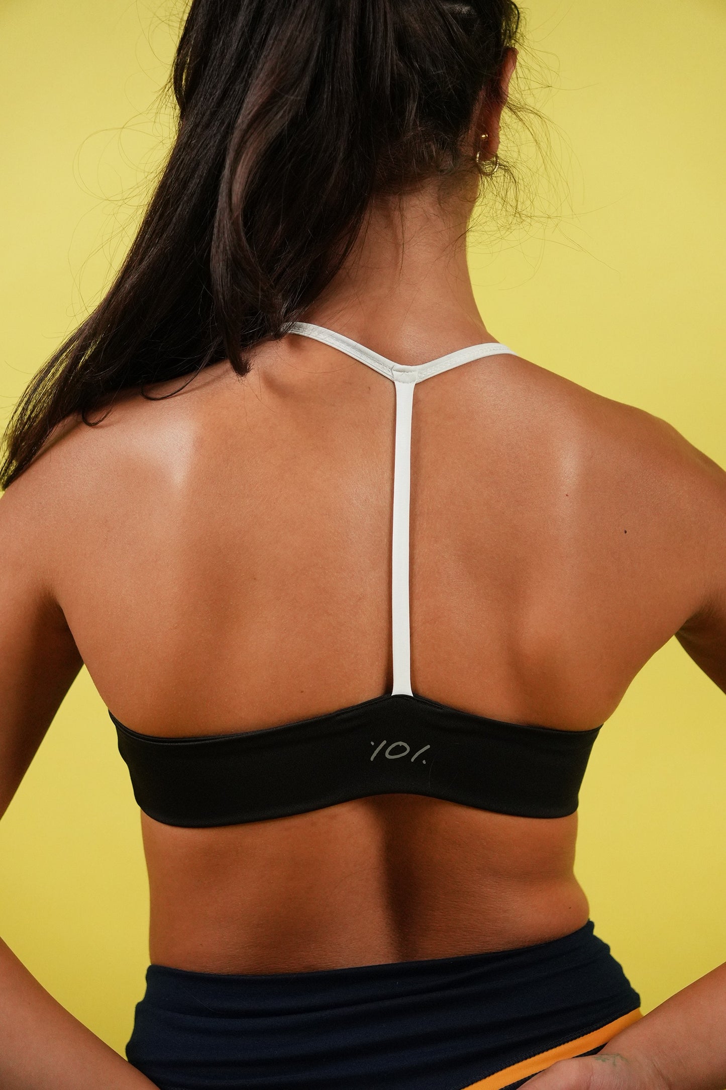 Y-BACK SPORTS BRA (Black/White)
