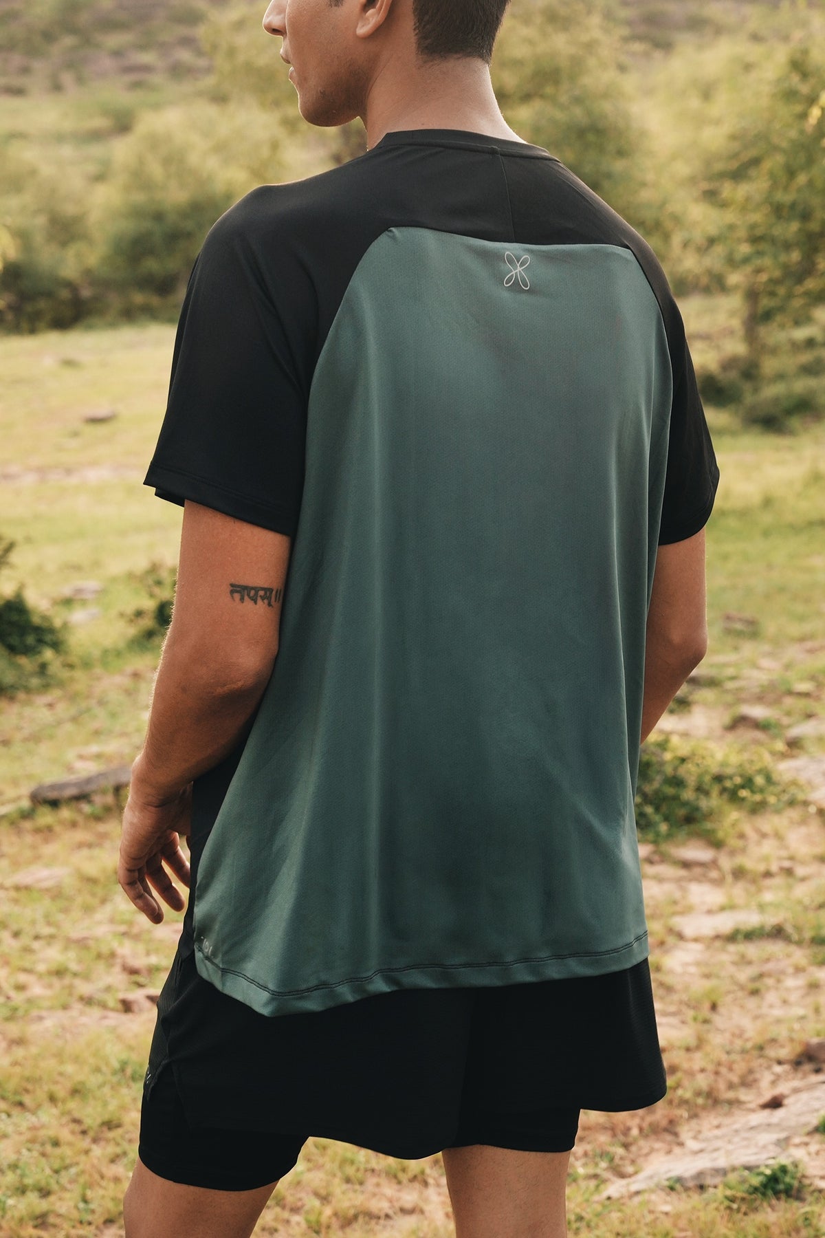 MOTION TEE (Black)
