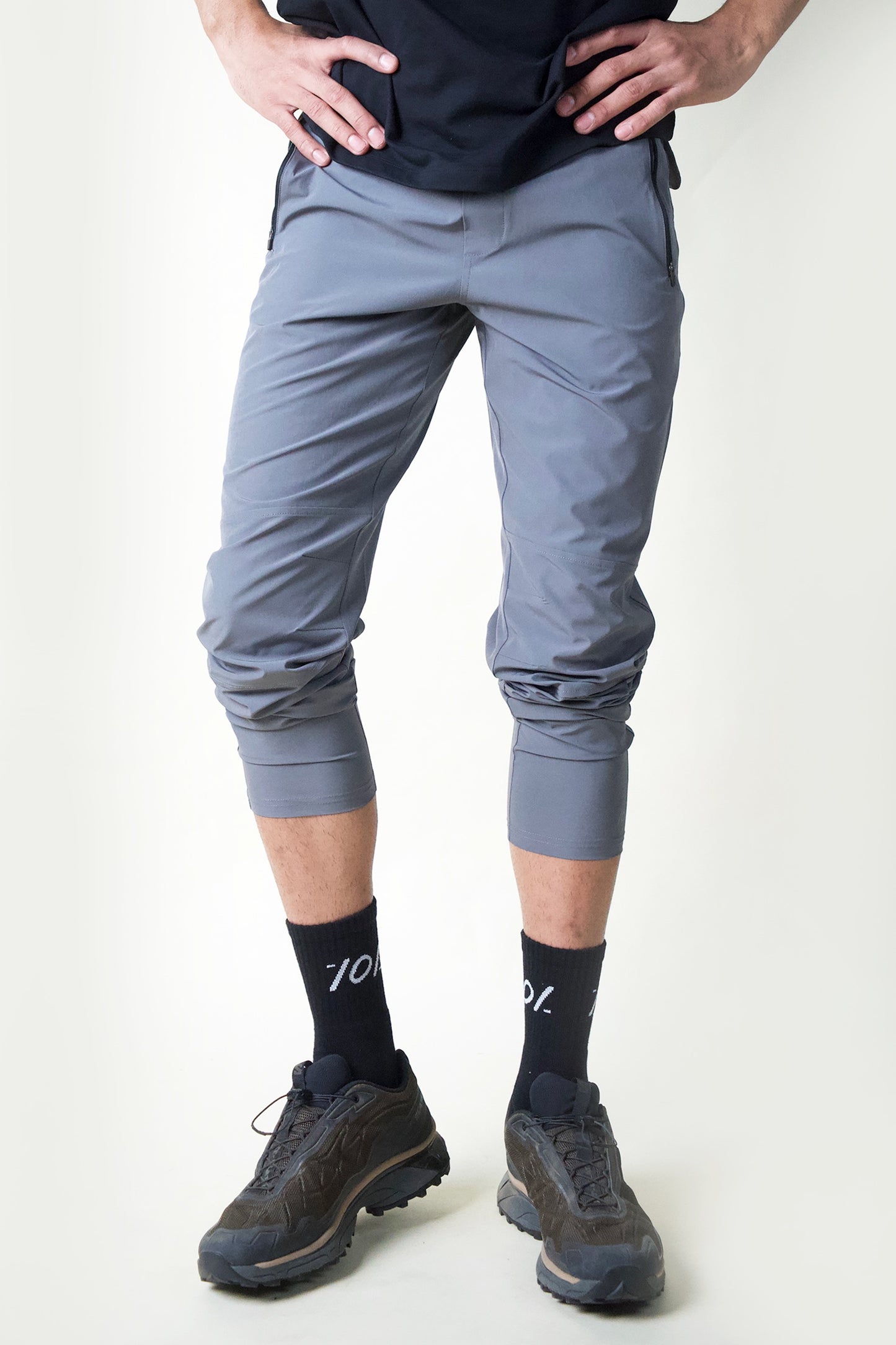 101 TRACKS (GREY)