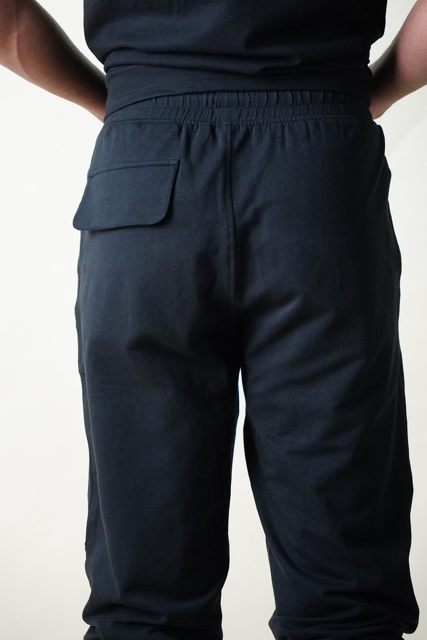 101 COTTON JOGGERS (BLACK)