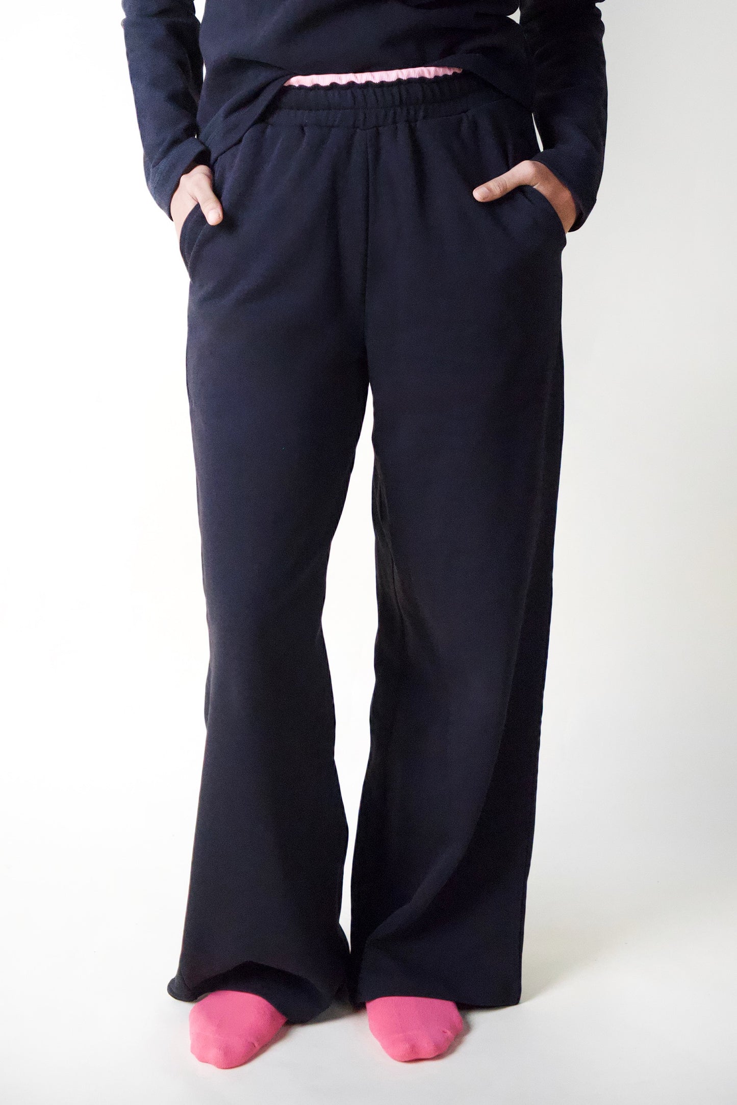 CONTRAST TRACKPANTS (BLACK/PINK)