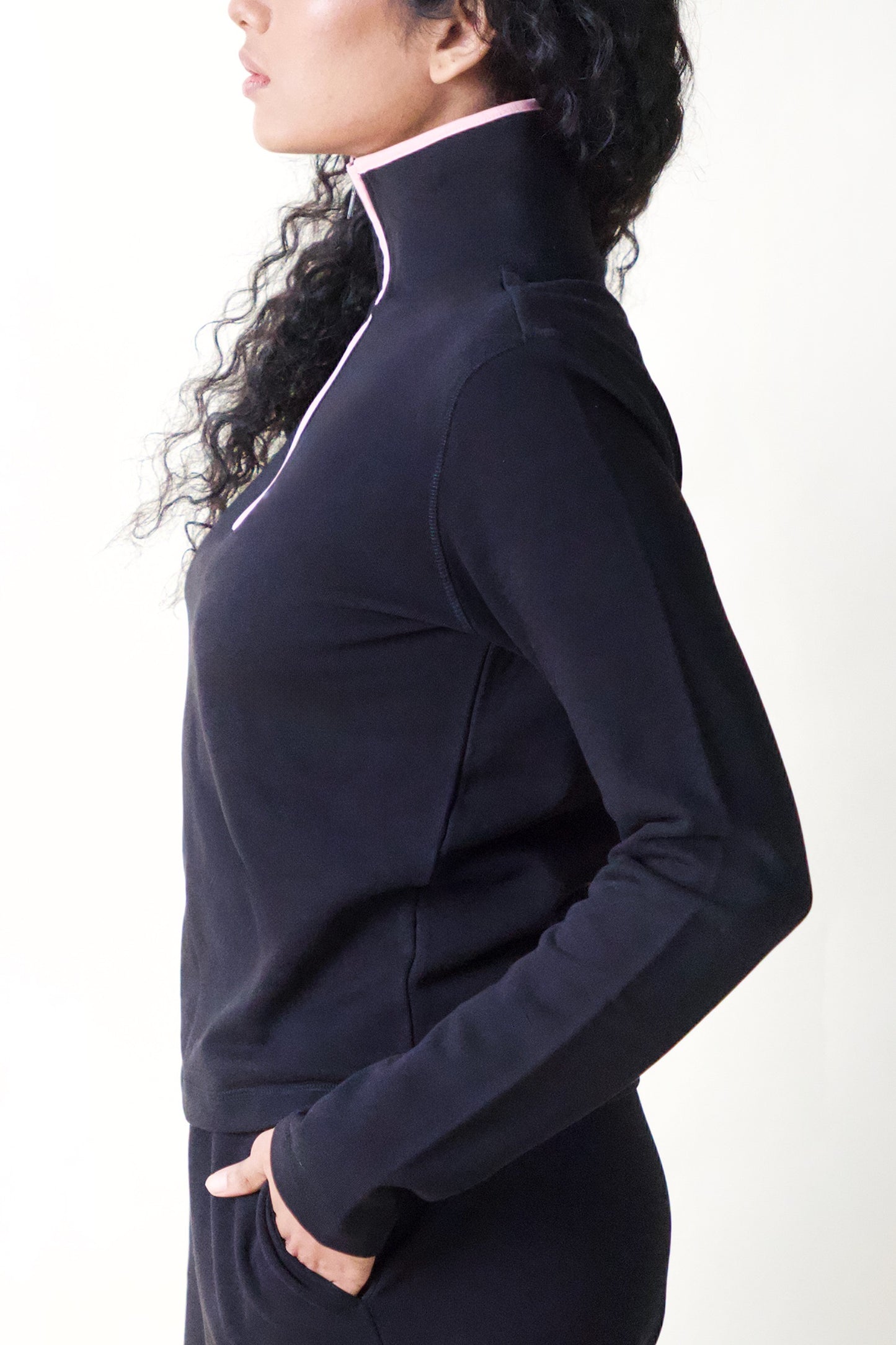 HALF-ZIP SWEATSHIRT (BLACK/PINK)