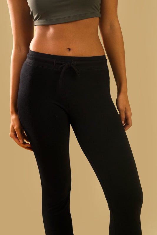 SOFT FLARED PANTS (black)