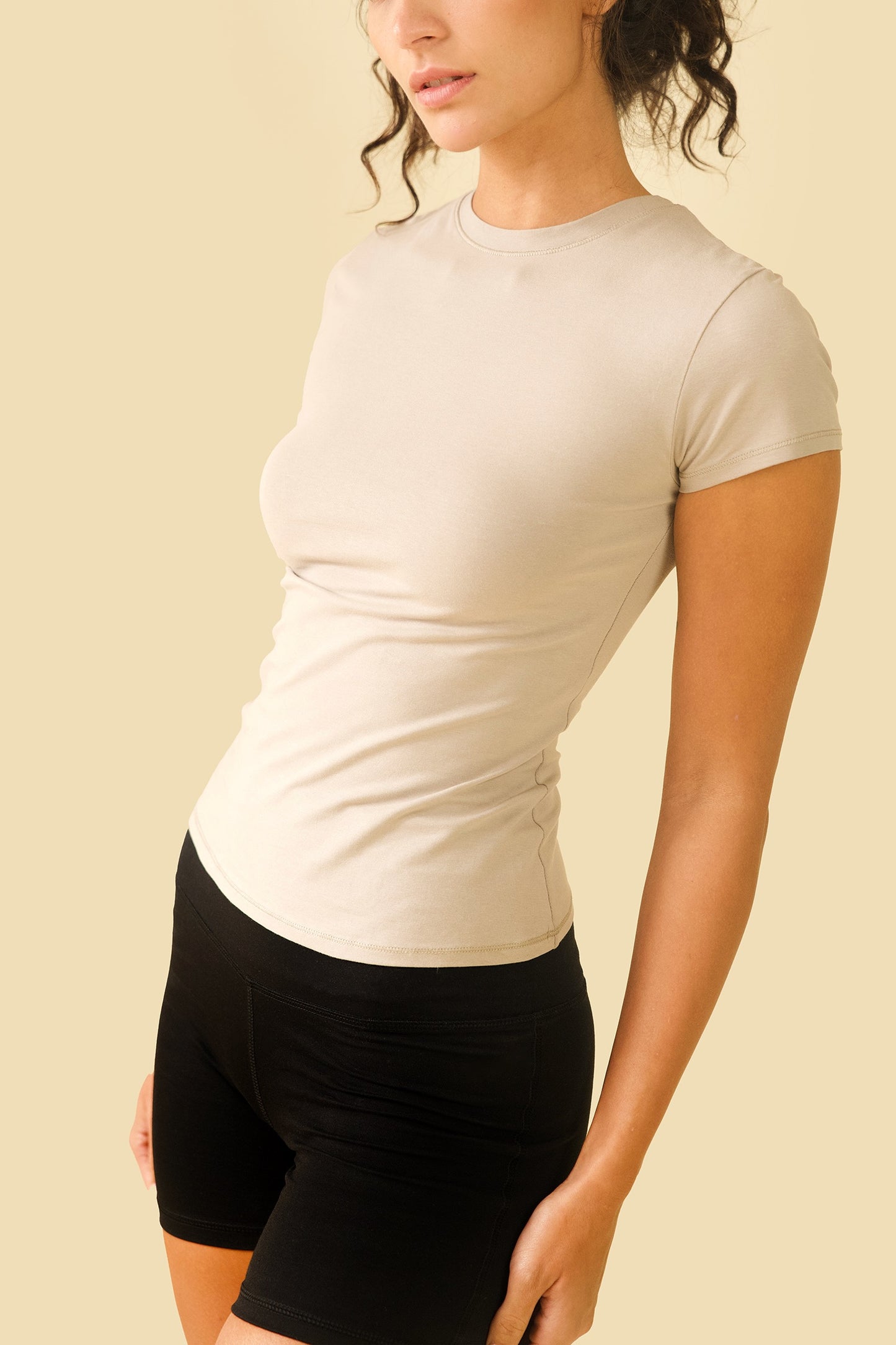 SCULPT T-SHIRT (beige)