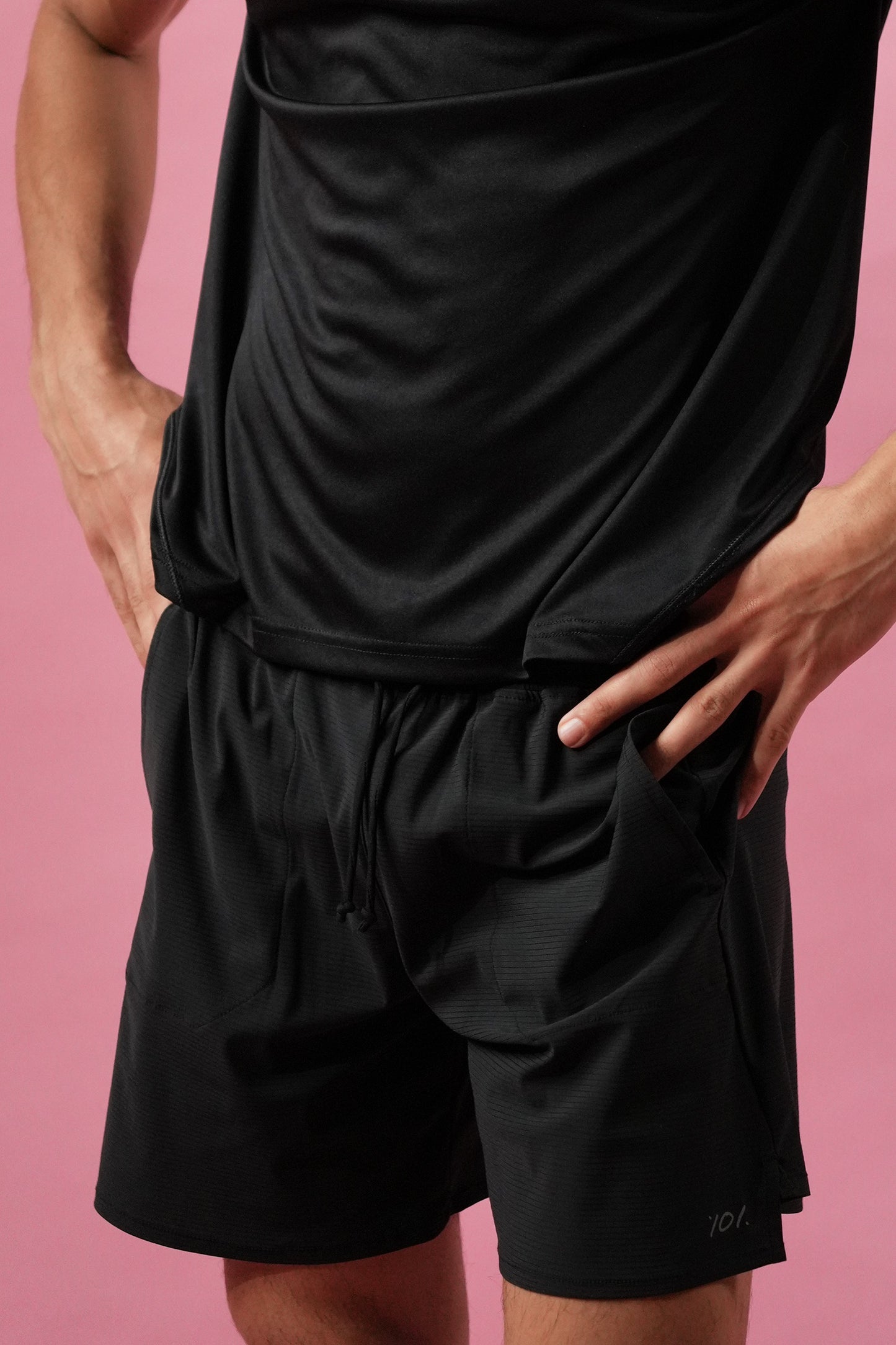 AIR SHORTS MEN (Black)