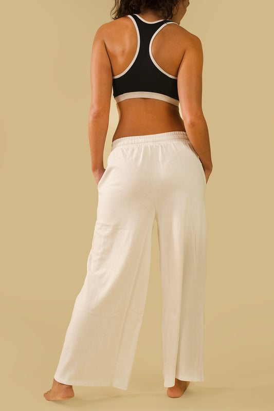 STRAIGHT TRACKPANTS (white)